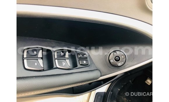 Acheter Import Voiture Hyundai Santa Fe Autre à Import - Dubai, Burkina-Faso Acheter Import Voiture Hyundai Santa Fe Autre à Import - Dubai, Burkina-Faso