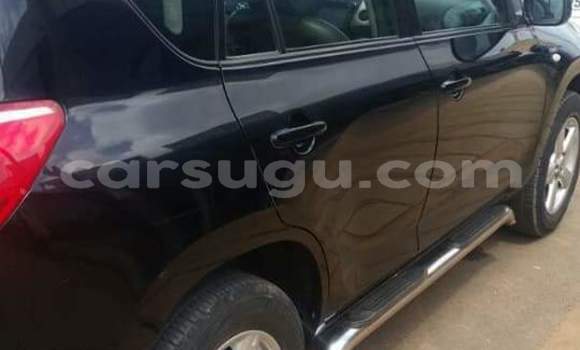 Acheter Occasion Voiture Toyota RAV4 Noir à Ouagadougou, Burkina-Faso Acheter Occasion Voiture Toyota RAV4 Noir à Ouagadougou, Burkina-Faso