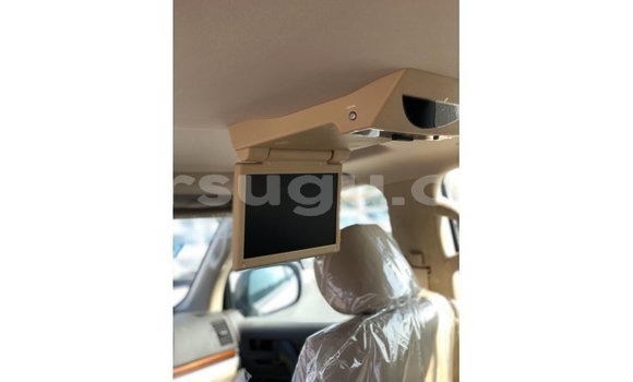 Buy Import Toyota Land Cruiser White Car in Import - Dubai in Burkina Faso Buy Import Toyota Land Cruiser White Car in Import - Dubai in Burkina Faso