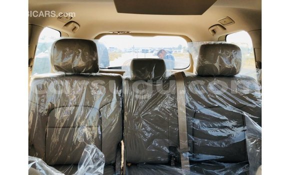 Buy Import Toyota Land Cruiser White Car in Import - Dubai in Burkina Faso Buy Import Toyota Land Cruiser White Car in Import - Dubai in Burkina Faso