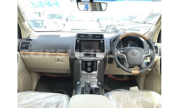 Sayi Imported Toyota Prado White Mota in Import - Dubai a Burkina Faso Sayi Imported Toyota Prado White Mota in Import - Dubai a Burkina Faso