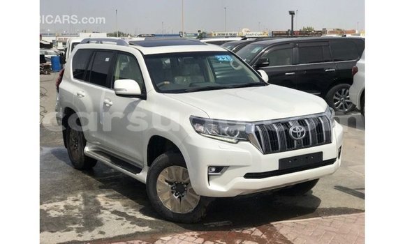 Sayi Imported Toyota Prado White Mota in Import - Dubai a Burkina Faso Sayi Imported Toyota Prado White Mota in Import - Dubai a Burkina Faso