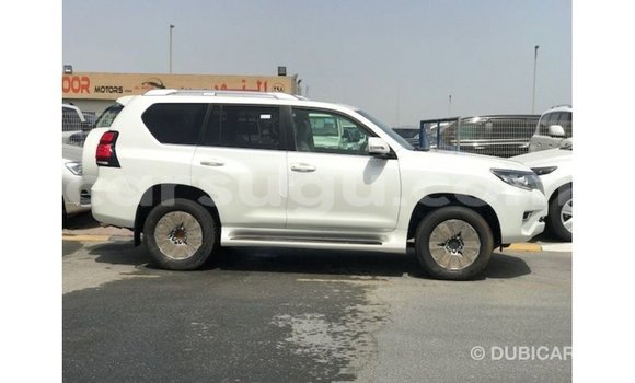Sayi Imported Toyota Prado White Mota in Import - Dubai a Burkina Faso Sayi Imported Toyota Prado White Mota in Import - Dubai a Burkina Faso