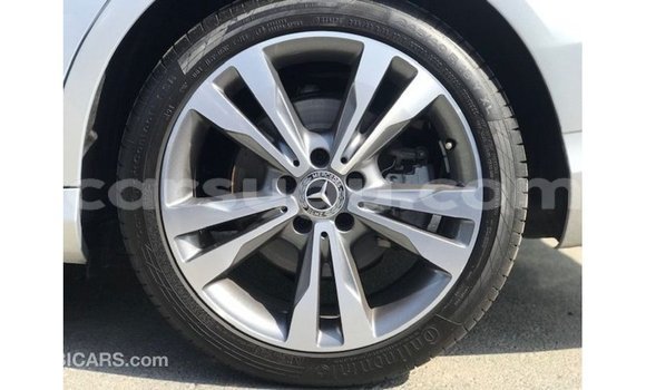 Sayi Imported Mercedes-Benz 200 Sauran Mota in Import - Dubai a Burkina Faso Sayi Imported Mercedes-Benz 200 Sauran Mota in Import - Dubai a Burkina Faso