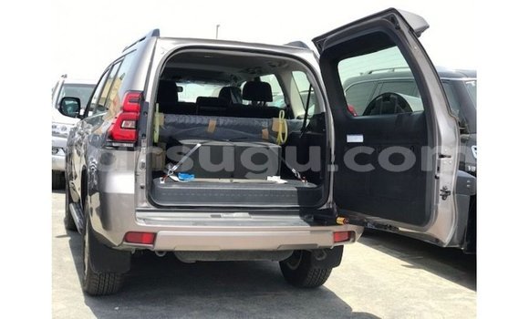 Sayi Imported Toyota Prado Brown Mota in Import - Dubai a Burkina Faso Sayi Imported Toyota Prado Brown Mota in Import - Dubai a Burkina Faso