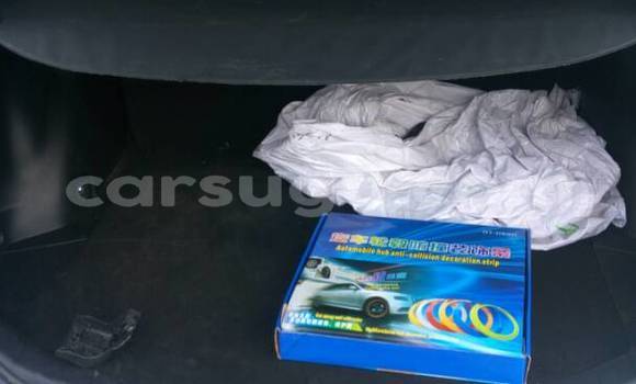 Acheter Occasion Voiture Toyota RAV4 Blanc à Ouagadougou, Burkina-Faso Acheter Occasion Voiture Toyota RAV4 Blanc à Ouagadougou, Burkina-Faso