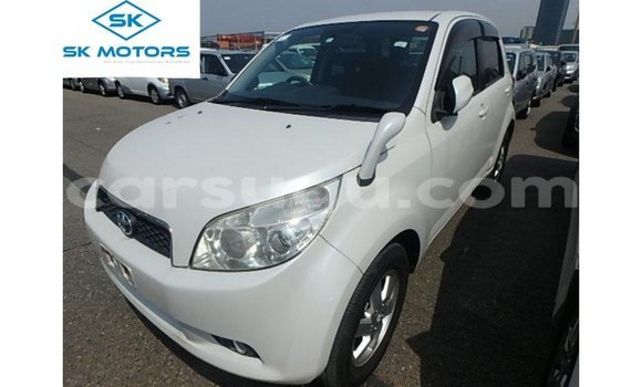 Acheter Import Voiture Toyota Rush Blanc à Import - Dubai, Burkina-Faso