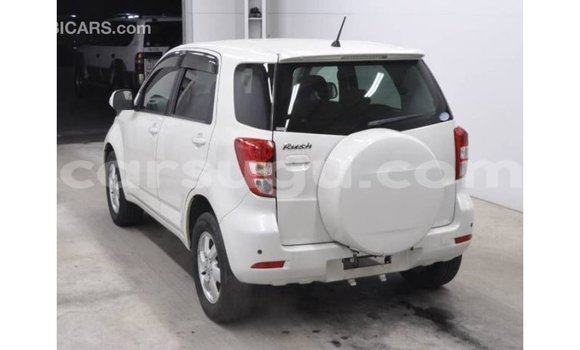 Sayi Imported Toyota Rush White Mota in Import - Dubai a Burkina Faso Sayi Imported Toyota Rush White Mota in Import - Dubai a Burkina Faso