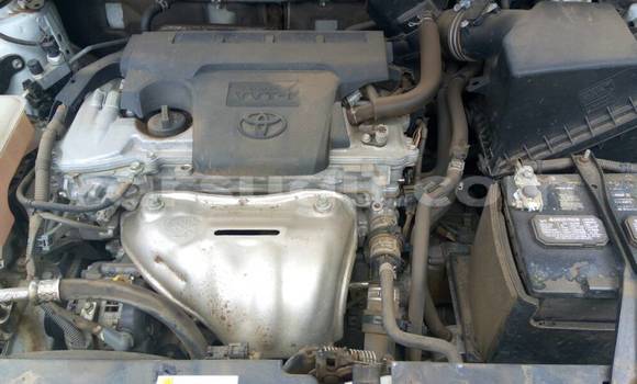 Acheter Occasion Voiture Toyota RAV4 Blanc à Ouagadougou, Burkina-Faso Acheter Occasion Voiture Toyota RAV4 Blanc à Ouagadougou, Burkina-Faso