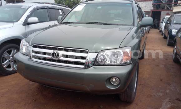 Acheter Occasion Voiture Toyota Highlander Gris à Ouagadougou au Burkina-Faso Acheter Occasion Voiture Toyota Highlander Gris à Ouagadougou au Burkina-Faso