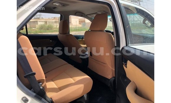 Sayi Imported Toyota Fortuner White Mota in Import - Dubai a Burkina Faso Sayi Imported Toyota Fortuner White Mota in Import - Dubai a Burkina Faso