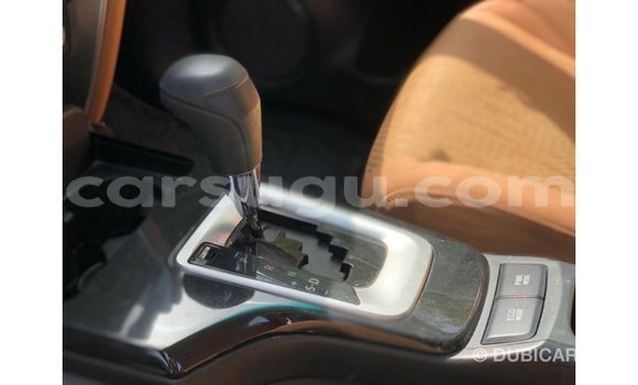 Sayi Imported Toyota Fortuner White Mota in Import - Dubai a Burkina Faso Sayi Imported Toyota Fortuner White Mota in Import - Dubai a Burkina Faso