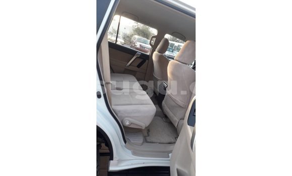 Sayi Imported Toyota Prado White Mota in Import - Dubai a Burkina Faso Sayi Imported Toyota Prado White Mota in Import - Dubai a Burkina Faso