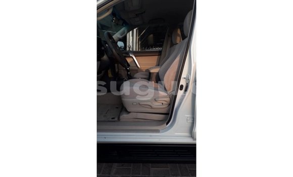Sayi Imported Toyota Prado White Mota in Import - Dubai a Burkina Faso Sayi Imported Toyota Prado White Mota in Import - Dubai a Burkina Faso