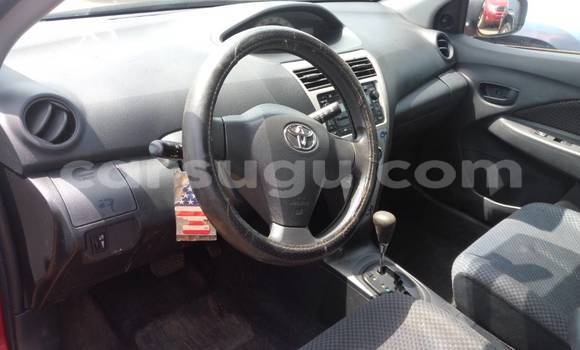 Acheter Occasion Voiture Toyota Yaris Rouge à Ouagadougou, Burkina-Faso Acheter Occasion Voiture Toyota Yaris Rouge à Ouagadougou, Burkina-Faso