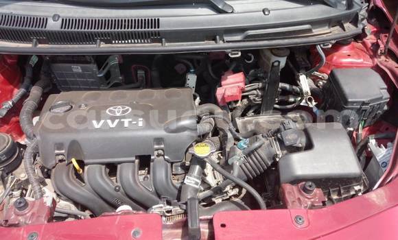 Acheter Occasion Voiture Toyota Yaris Rouge à Ouagadougou, Burkina-Faso Acheter Occasion Voiture Toyota Yaris Rouge à Ouagadougou, Burkina-Faso