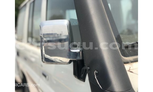 Sayi Imported Toyota Land Cruiser Sauran Mota in Import - Dubai a Burkina Faso Sayi Imported Toyota Land Cruiser Sauran Mota in Import - Dubai a Burkina Faso
