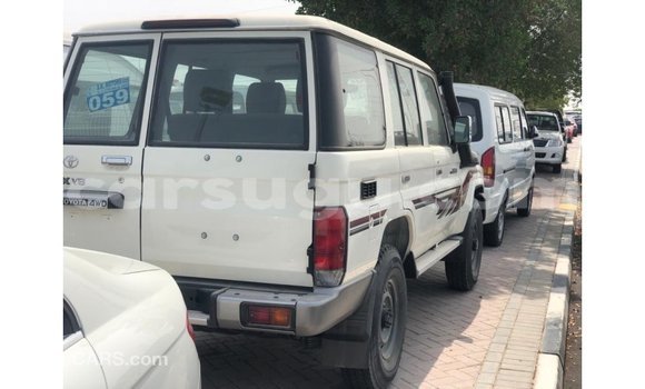 Sayi Imported Toyota Land Cruiser Sauran Mota in Import - Dubai a Burkina Faso Sayi Imported Toyota Land Cruiser Sauran Mota in Import - Dubai a Burkina Faso