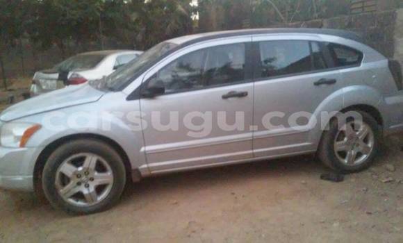 Acheter Occasion Voiture Dodge Caliber Gris à Ouagadougou au Burkina-Faso Acheter Occasion Voiture Dodge Caliber Gris à Ouagadougou au Burkina-Faso