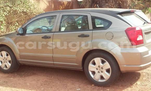 Acheter Occasion Voiture Dodge Caliber Noir à Ouagadougou au Burkina-Faso Acheter Occasion Voiture Dodge Caliber Noir à Ouagadougou au Burkina-Faso