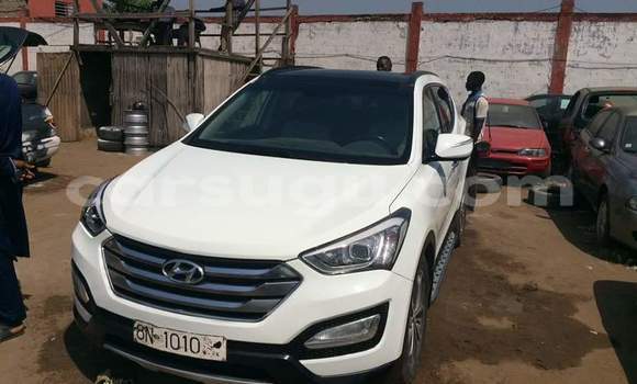 Acheter Occasion Voiture Hyundai Santa Fe Blanc à Ouagadougou, Burkina-Faso Acheter Occasion Voiture Hyundai Santa Fe Blanc à Ouagadougou, Burkina-Faso