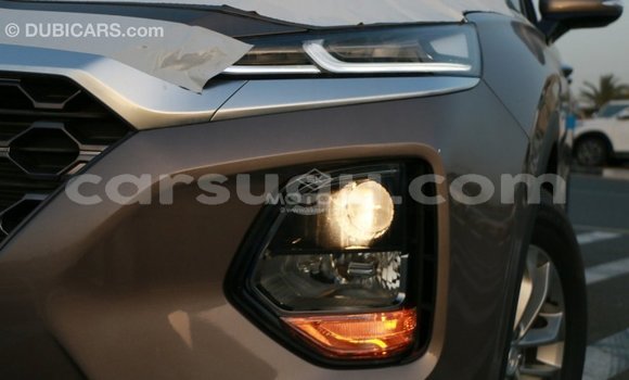 Sayi Imported Hyundai Santa Fe Brown Mota in Import - Dubai a Burkina Faso Sayi Imported Hyundai Santa Fe Brown Mota in Import - Dubai a Burkina Faso