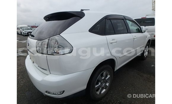 Acheter Import Voiture Toyota Harrier Blanc à Import - Dubai, Burkina-Faso Acheter Import Voiture Toyota Harrier Blanc à Import - Dubai, Burkina-Faso
