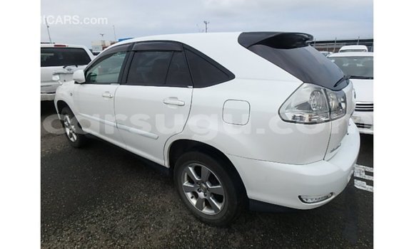 Acheter Import Voiture Toyota Harrier Blanc à Import - Dubai, Burkina-Faso Acheter Import Voiture Toyota Harrier Blanc à Import - Dubai, Burkina-Faso