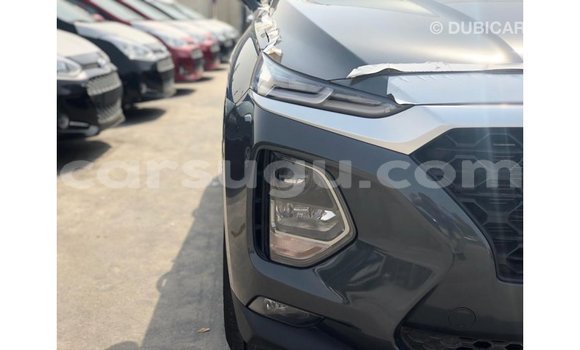 Sayi Imported Hyundai Santa Fe Green Mota in Import - Dubai a Burkina Faso Sayi Imported Hyundai Santa Fe Green Mota in Import - Dubai a Burkina Faso