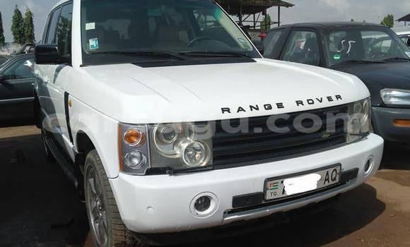 Acheter Occasion Voiture Land Rover Range Rover Vogue Blanc à Ouagadougou, Burkina-Faso Acheter Occasion Voiture Land Rover Range Rover Vogue Blanc à Ouagadougou, Burkina-Faso