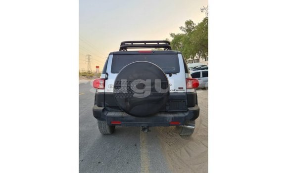 Sayi Imported Toyota FJ Cruiser Sauran Mota in Import - Dubai a Burkina Faso Sayi Imported Toyota FJ Cruiser Sauran Mota in Import - Dubai a Burkina Faso