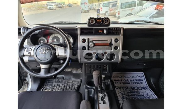 Sayi Imported Toyota FJ Cruiser Sauran Mota in Import - Dubai a Burkina Faso Sayi Imported Toyota FJ Cruiser Sauran Mota in Import - Dubai a Burkina Faso