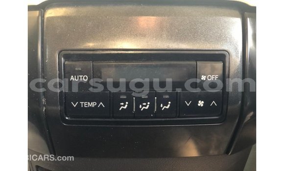 Sayi Imported Toyota Prado White Mota in Import - Dubai a Burkina Faso Sayi Imported Toyota Prado White Mota in Import - Dubai a Burkina Faso