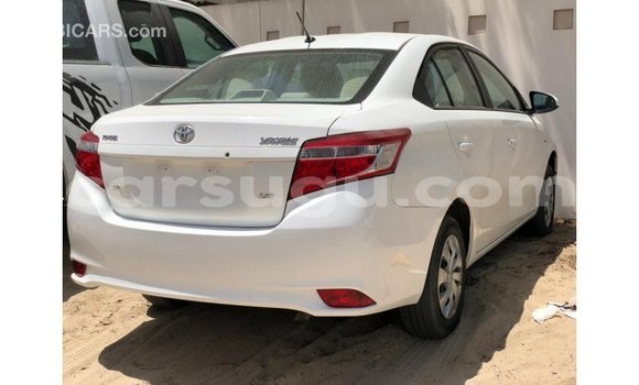 Sayi Imported Toyota Yaris White Mota in Import - Dubai a Burkina Faso Sayi Imported Toyota Yaris White Mota in Import - Dubai a Burkina Faso