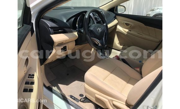 Sayi Imported Toyota Yaris White Mota in Import - Dubai a Burkina Faso Sayi Imported Toyota Yaris White Mota in Import - Dubai a Burkina Faso