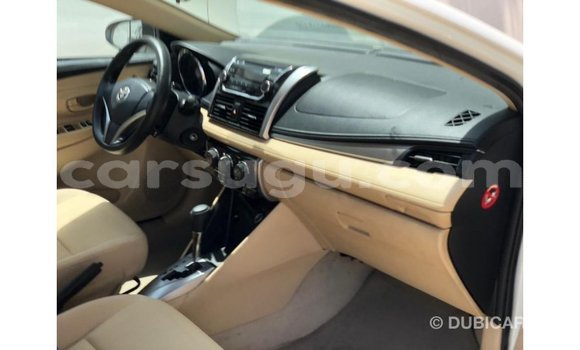 Sayi Imported Toyota Yaris White Mota in Import - Dubai a Burkina Faso Sayi Imported Toyota Yaris White Mota in Import - Dubai a Burkina Faso