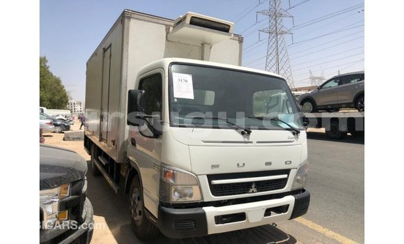 Sayi Imported Mitsubishi i White Mota in Import - Dubai a Burkina Faso Sayi Imported Mitsubishi i White Mota in Import - Dubai a Burkina Faso