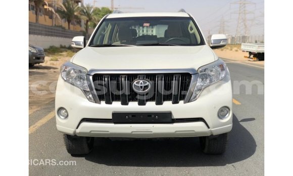 Sayi Imported Toyota Prado White Mota in Import - Dubai a Burkina Faso Sayi Imported Toyota Prado White Mota in Import - Dubai a Burkina Faso