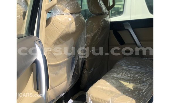 Sayi Imported Toyota Prado White Mota in Import - Dubai a Burkina Faso Sayi Imported Toyota Prado White Mota in Import - Dubai a Burkina Faso
