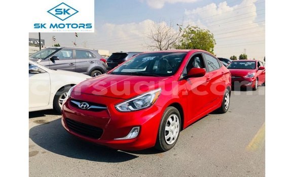 Acheter Import Voiture Hyundai Accent Rouge à Import - Dubai, Burkina-Faso
