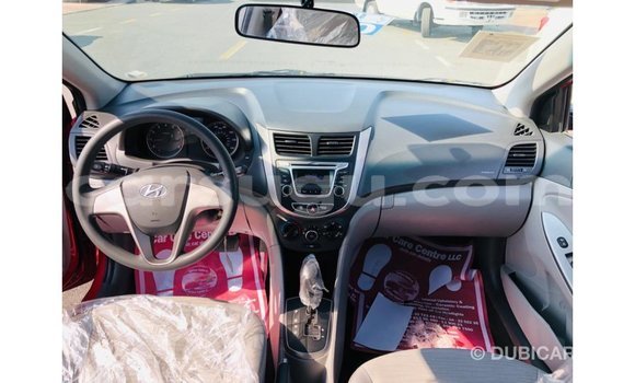 Sayi Imported Hyundai Accent Red Mota in Import - Dubai a Burkina Faso Sayi Imported Hyundai Accent Red Mota in Import - Dubai a Burkina Faso