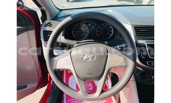 Sayi Imported Hyundai Accent Red Mota in Import - Dubai a Burkina Faso Sayi Imported Hyundai Accent Red Mota in Import - Dubai a Burkina Faso