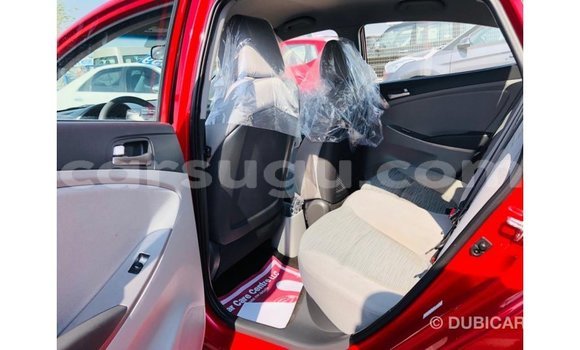 Sayi Imported Hyundai Accent Red Mota in Import - Dubai a Burkina Faso Sayi Imported Hyundai Accent Red Mota in Import - Dubai a Burkina Faso