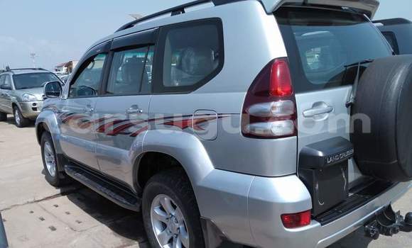 Acheter Occasion Voiture Toyota Land Cruiser Prado Gris à Ouagadougou, Burkina-Faso Acheter Occasion Voiture Toyota Land Cruiser Prado Gris à Ouagadougou, Burkina-Faso