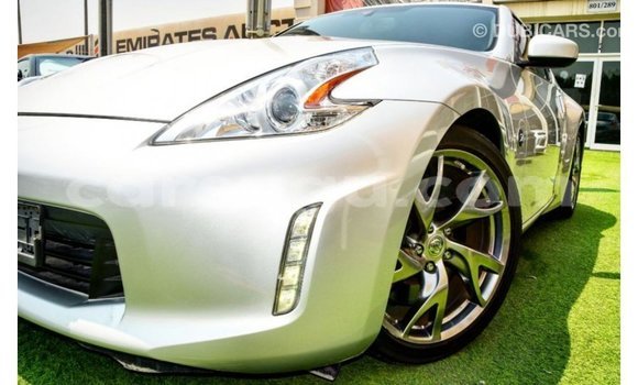 Acheter Import Voiture Nissan 370Z Autre à Import - Dubai, Burkina-Faso Acheter Import Voiture Nissan 370Z Autre à Import - Dubai, Burkina-Faso