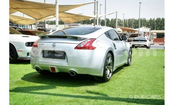 Acheter Import Voiture Nissan 370Z Autre à Import - Dubai, Burkina-Faso Acheter Import Voiture Nissan 370Z Autre à Import - Dubai, Burkina-Faso
