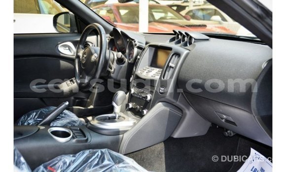 Acheter Import Voiture Nissan 370Z Autre à Import - Dubai, Burkina-Faso Acheter Import Voiture Nissan 370Z Autre à Import - Dubai, Burkina-Faso