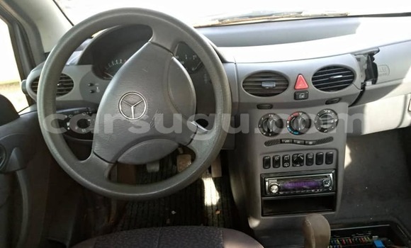 Acheter Occasion Voiture Mercedes-Benz A-klasse Gris à Ouagadougou, Burkina-Faso Acheter Occasion Voiture Mercedes-Benz A-klasse Gris à Ouagadougou, Burkina-Faso