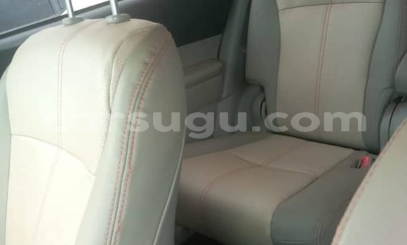 Acheter Occasion Voiture Toyota Highlander Blanc à Ouagadougou, Burkina-Faso Acheter Occasion Voiture Toyota Highlander Blanc à Ouagadougou, Burkina-Faso