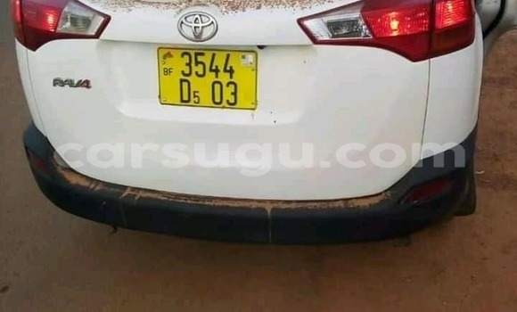 Acheter Occasion Voiture Toyota RAV4 Blanc à Ouagadougou, Burkina-Faso Acheter Occasion Voiture Toyota RAV4 Blanc à Ouagadougou, Burkina-Faso